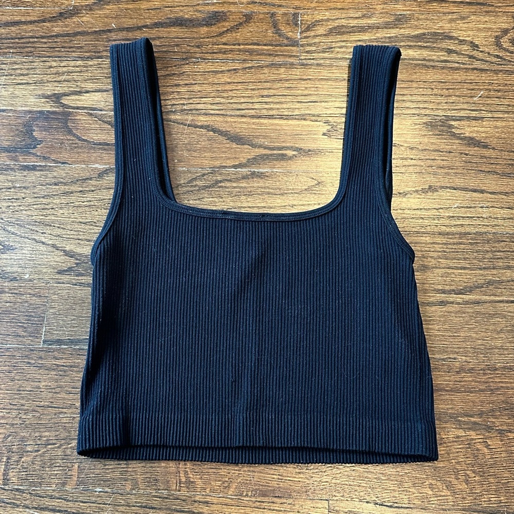 Zara Ribbed Crop Tank Top - Picture 2 of 3